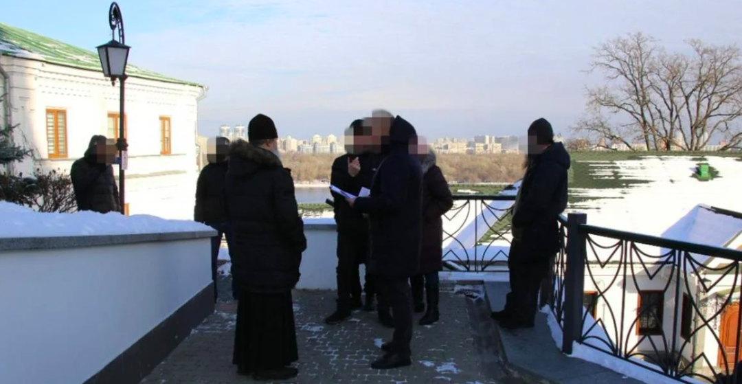 СБУ вручила підозру священнику з Лаври, який прославсяв на служіннях «русский мир»