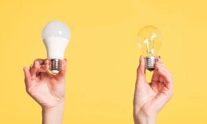 Более 60 000 украинцев подключились к обмену лампочек в первый день работы программы