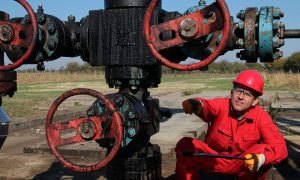 Китайский Новый год ослабил нефть: как празднование влияет на мировые цены на нефть