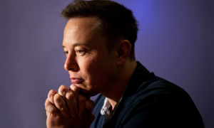 Илон Маск побил мировой рекорд по падению состояния