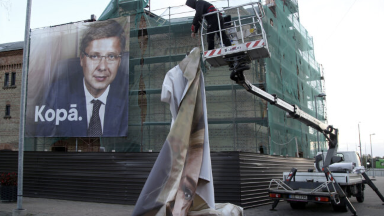 В Латвии хотят запретить предвыборную рекламу на русском языке