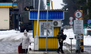 За время полномасштабной войны визы в Украину получили 12 россиян