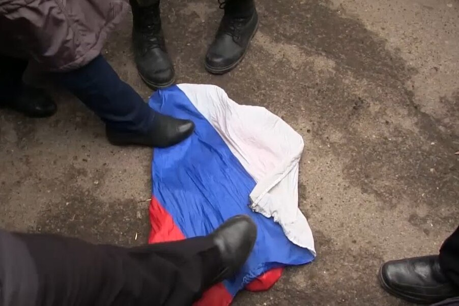 Символіку за тиждень: Кабмін затвердив план дій на звільнених територіях