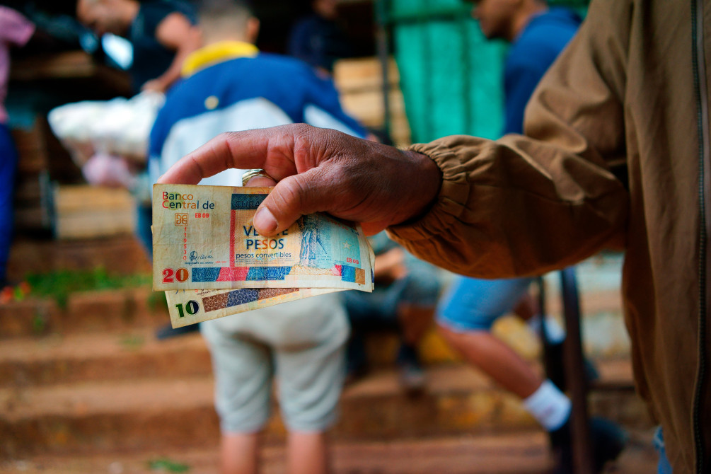 Розрахунковий центр на базі цифрового песо: рф пропонує Кубі шлях обходу санкцій