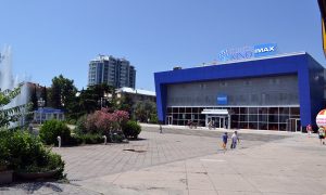 Крымские оккупанты отобрали у граждан Украины 500 предприятий, банков и гостиниц