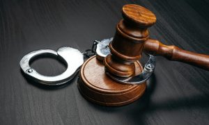 Организовал незаконную добычу известняка в Крыму: бывший регионал получил подозрение