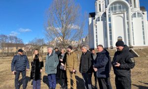 Израильские парламентарии посетили места геноцида в Буче