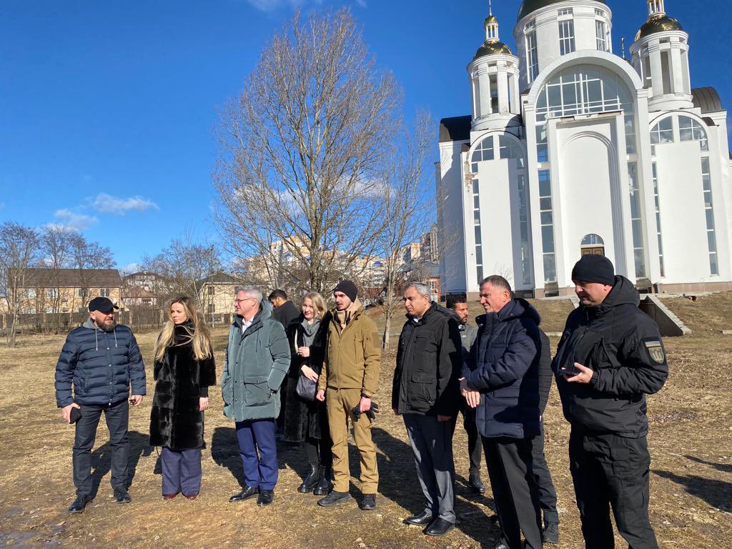 Израильские парламентарии посетили места геноцида в Буче