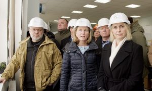 США передали Украине газотурбинную мини-электростанцию