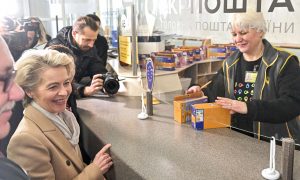 С 6 февраля в райцентрах начнут обмен на LED-лампы