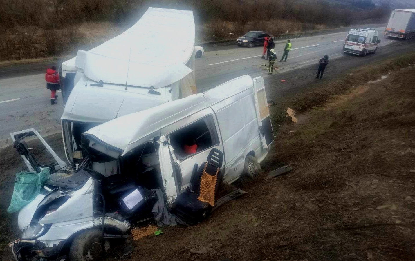 В смертельном ДТП на Закарпатье погибли четыре человека