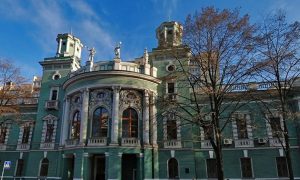 В Нацакадемии аграрных наук разоблачили махинации с урожаем и зарплатами