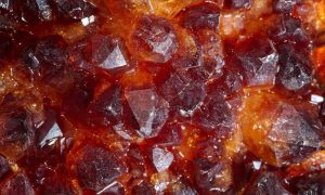 Первые е-аукционы: стартуют торги янтарем на Prozorro.Продажи – что известно