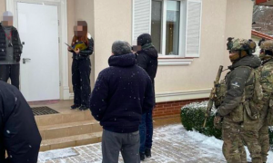 Задержали работника «Укрзализныци», который корректировал ракетные удары россиян по Киеву