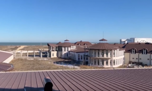 «Урядовим кварталом» на окупованій Херсонщині виявився недобудований санаторій - Хлань