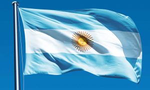 В Аргентине инфляция превысила 100% впервые за 30 лет