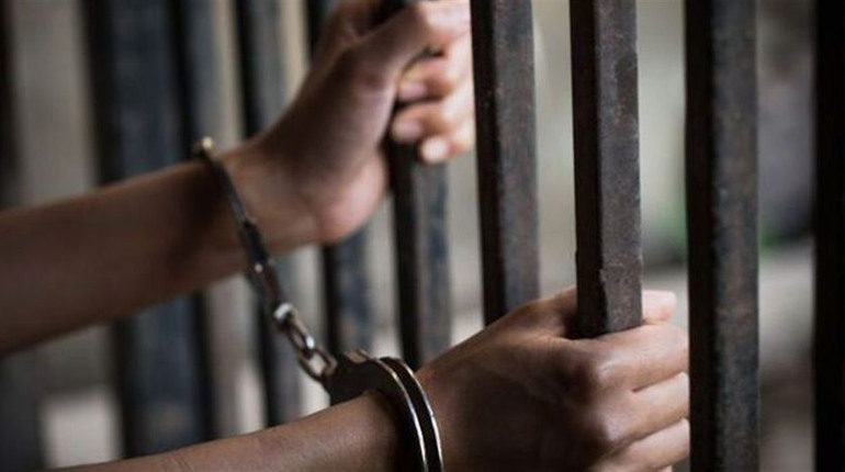 Помогал чиновнику Кабмина получить 2 млн грн взятки: мужчина получил 8 лет тюрьмы