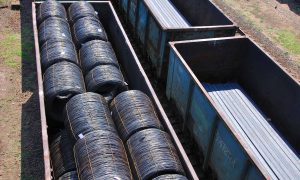 Грузовые перевозки по железной дороге: стальная продукция упала на 60% - УЗ