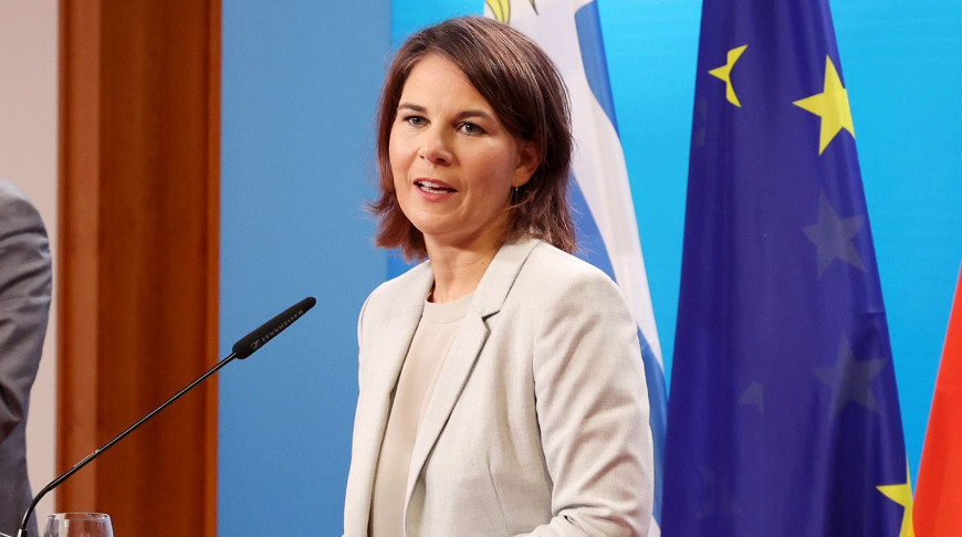 Самолет главы МИД Германии сумел приземлиться в Грузии лишь со второй попытки