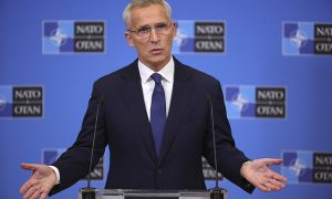 Генсек НАТО призвал Швейцарию пересмотреть запрет на реэкспорт оружия и боеприпасов в Украину