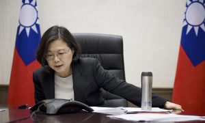 Тайвань готов к любым действиям Китая, пока президент острова будет находиться за границей