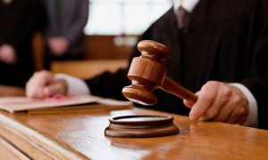 На Кипре украинка, которая угрожала ножом группе россиян, получила 6 месяцев тюрьмы