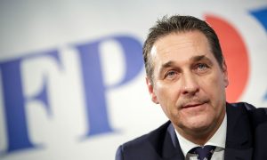 Австрійські ультраправі провалилися на виборах у регіоні, де колись домінували