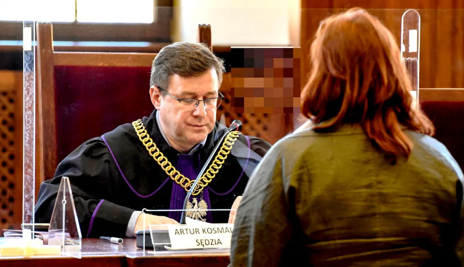 У Польщі жінку, які прославляла путіна, відправили на психіатричне обстеження