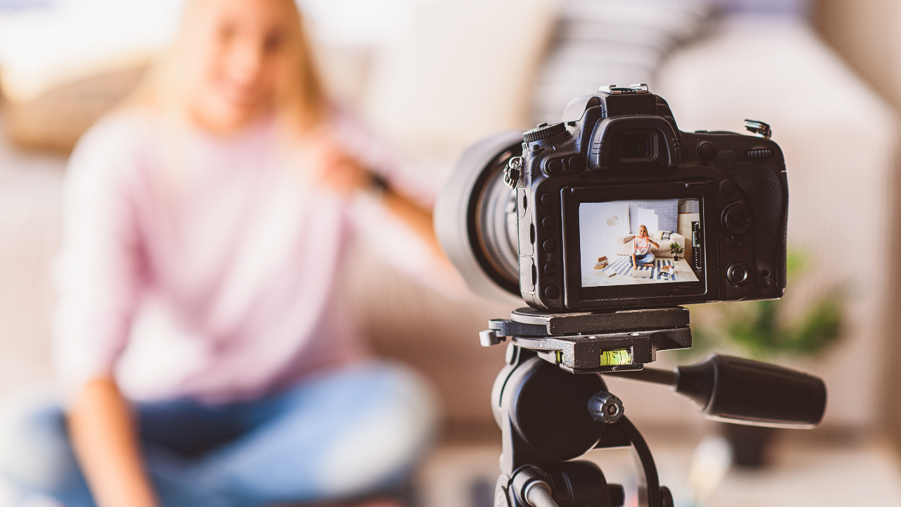 Франция планирует регулировать деятельность инфлюэнсеров