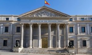 Испанка отсудила у бывшего мужа компенсацию за 25 лет домашней работы