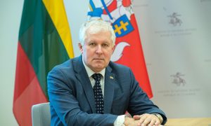 Министр обороны Литвы посетил Харьков