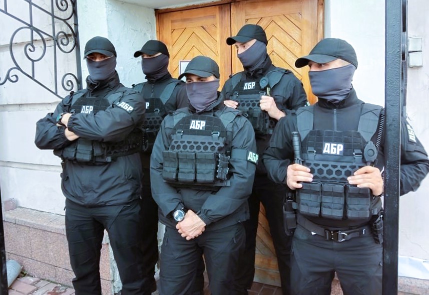 Перевозят «уклонистов»: автоперевозчиков начали отключать от системы «Путь»