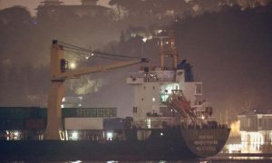 Под видом гуманитарного груза россия вывозит из Сирии оружие - СМИ