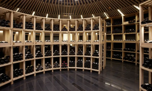 В Іспанії винесли вироки у гучній справі щодо крадіїв елітного вина вартістю 1,6 млн євро