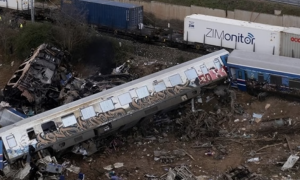 Греческие рабочие присоединятся к забастовке из-за смертельной железнодорожной катастрофы