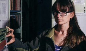 Российский блогер попросила убежища в Албании, где ее арестовали по подозрению в шпионаже