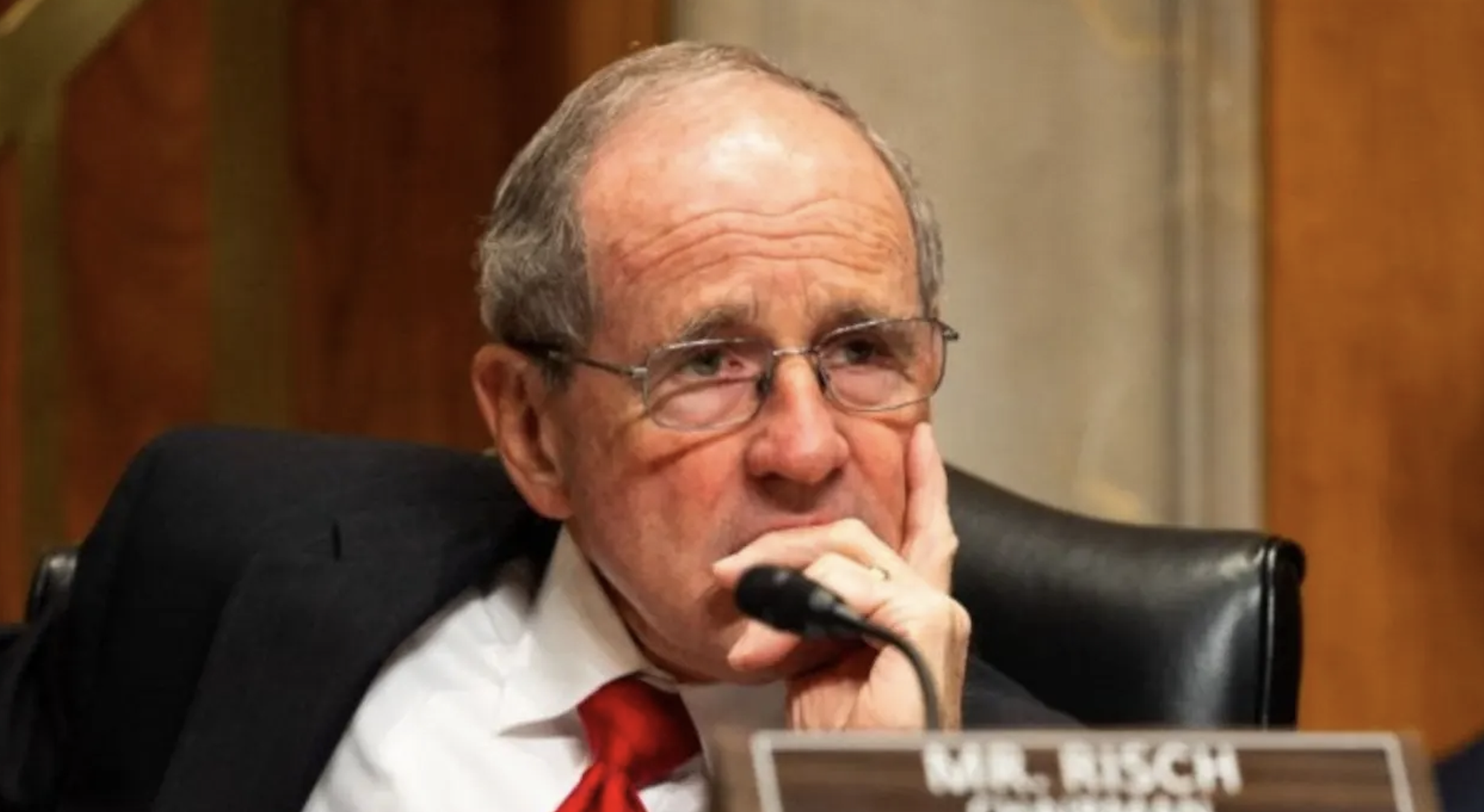 Сенатор: Байден має відповісти путіну, ЗСУ треба почати завдавати далекобійних ударів