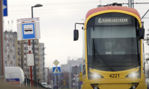 В Польше запустили первую трамвайную линию с участком без контактной сети — фото