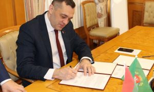 білорусь націлилася на «співпрацю» з Кримом – хоча офіційно його анексію не визнавала