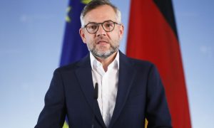 У Бундестазі виступили за збільшення поставок зброї Україні