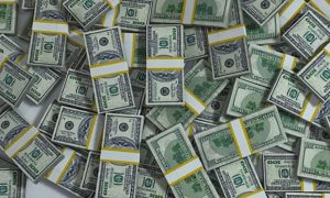 Обсяги приватних переказів в Україну з-за кордону впали