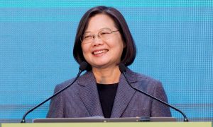 Тайвань ожидает менее жесткой реакции Китая на визит президента острова в США