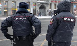 Відео: москвичка написала донос на першокласницю через «русофобську позицію»