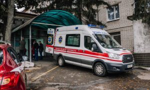 Фото: у Польщі підпалили призначені для України автомобілі швидкої допомоги