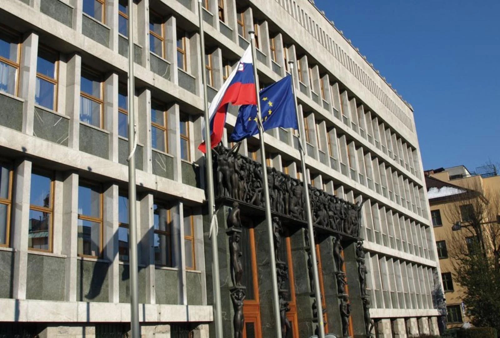 Словенія тонко підіграла кремлю