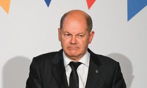 Шольц надеется на вступление Румынии в Шенгенскую зону в 2023 году