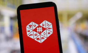 Одна из самых популярных программ для покупок в Китае может шпионить за пользователями, - CNN