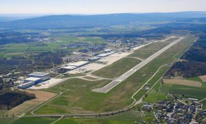 российский олигарх не смог купить аэропорт в Германии: подробности