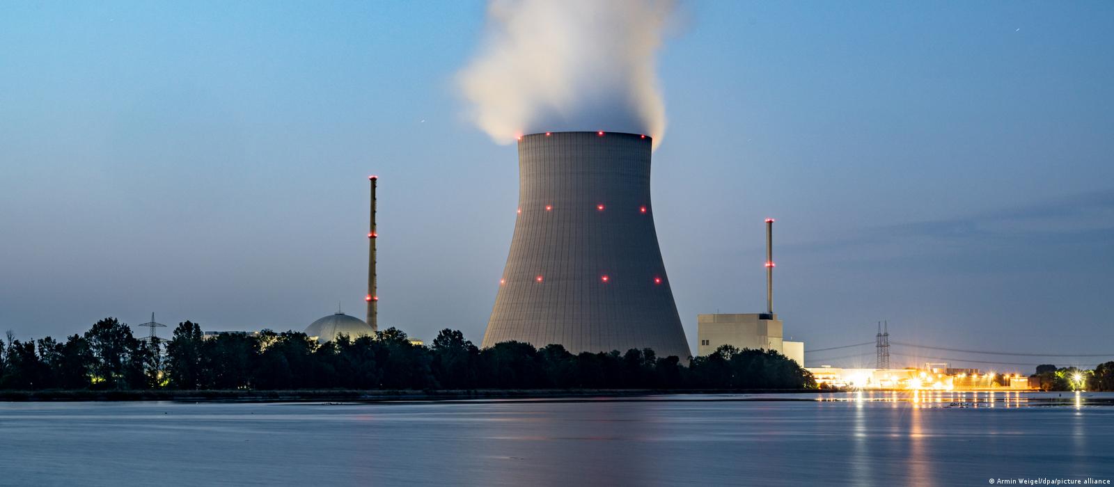 Німеччина зупинила останні атомні станції