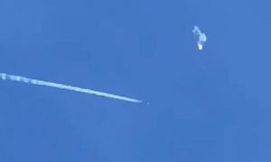 Китайский аэростат, сбитый над США, собрал разведданные с секретных военных объектов - СМИ